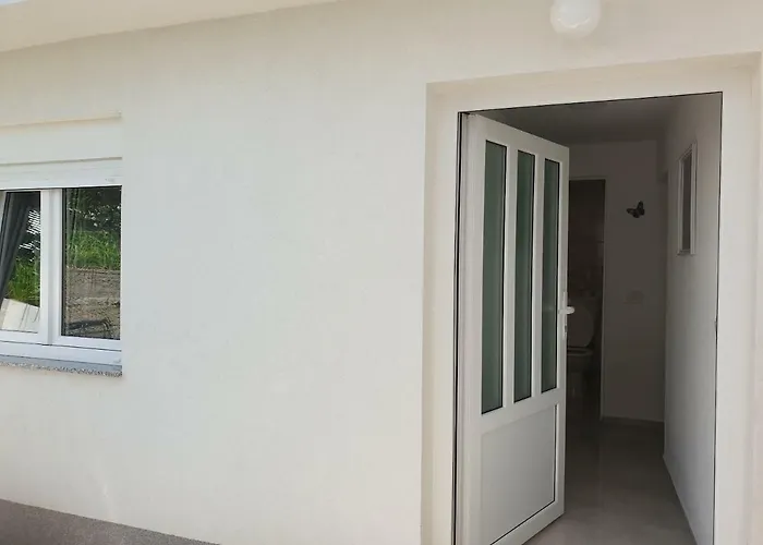 Mares * ツリクヴェニツァ